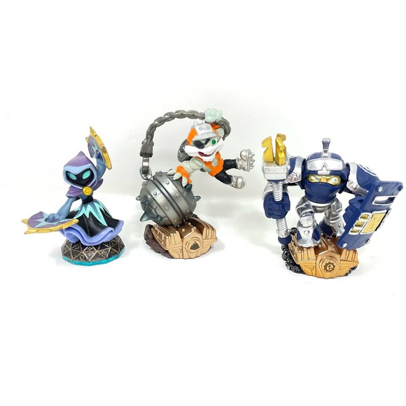 Skylander Activision Figures & Pad Lot of 9 Gem - Picture 5 of 6
